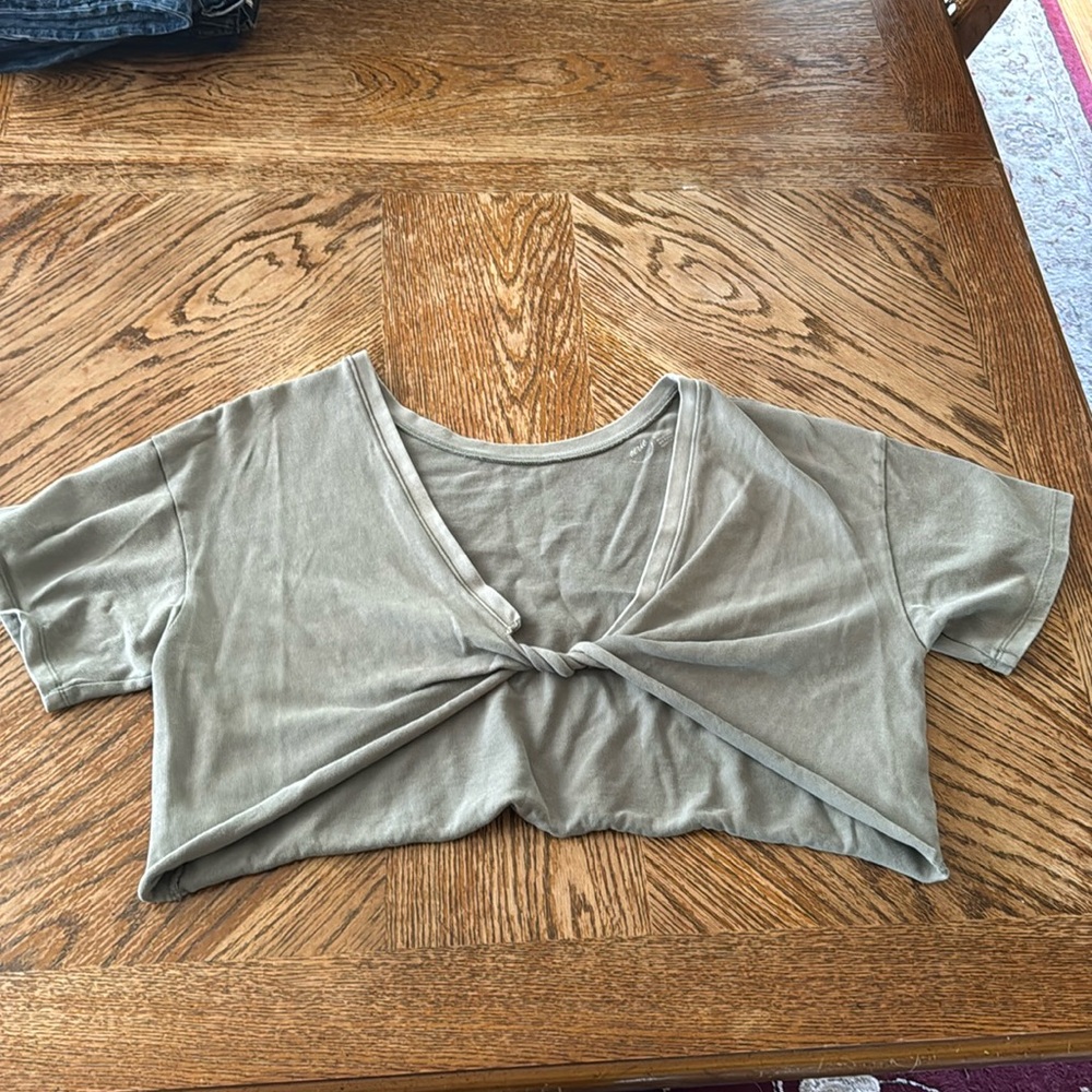 Aerie workout crop top